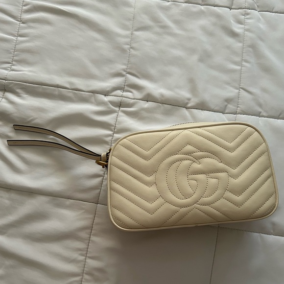 White Cream Purse - Picture 5 of 8